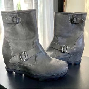 Sorel Gray Wedge Boots